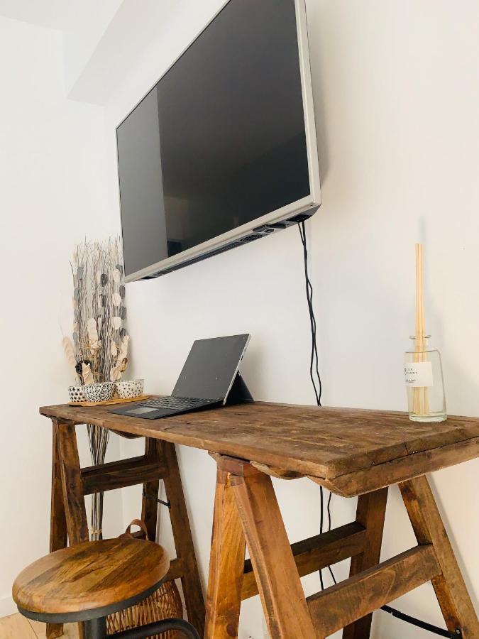 Bed And Breakfast Luxe La Defense U-Arena Курбевуа Экстерьер фото