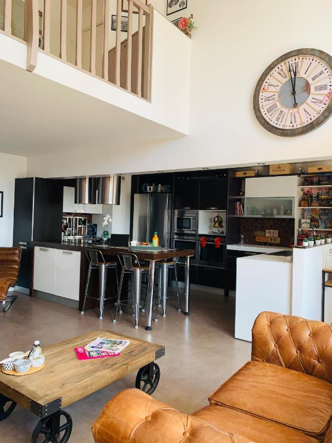 Bed And Breakfast Luxe La Defense U-Arena Курбевуа Экстерьер фото